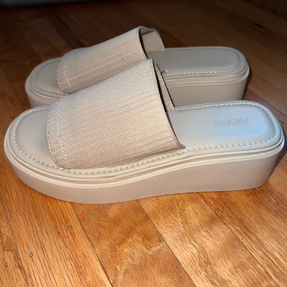 Forever 21 Cream Platform Slides